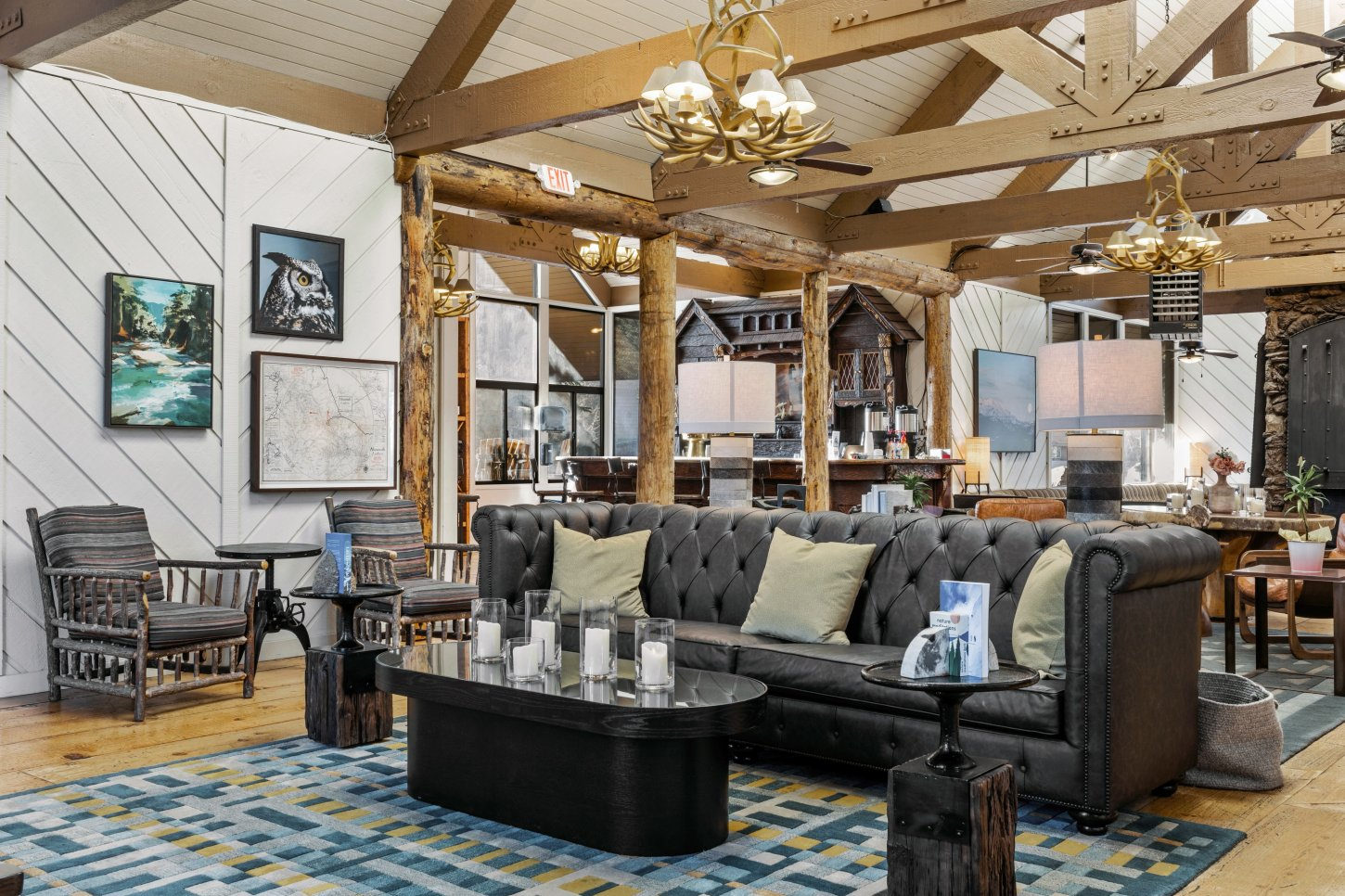 SNR - Lobby 3 Outbound Mammoth