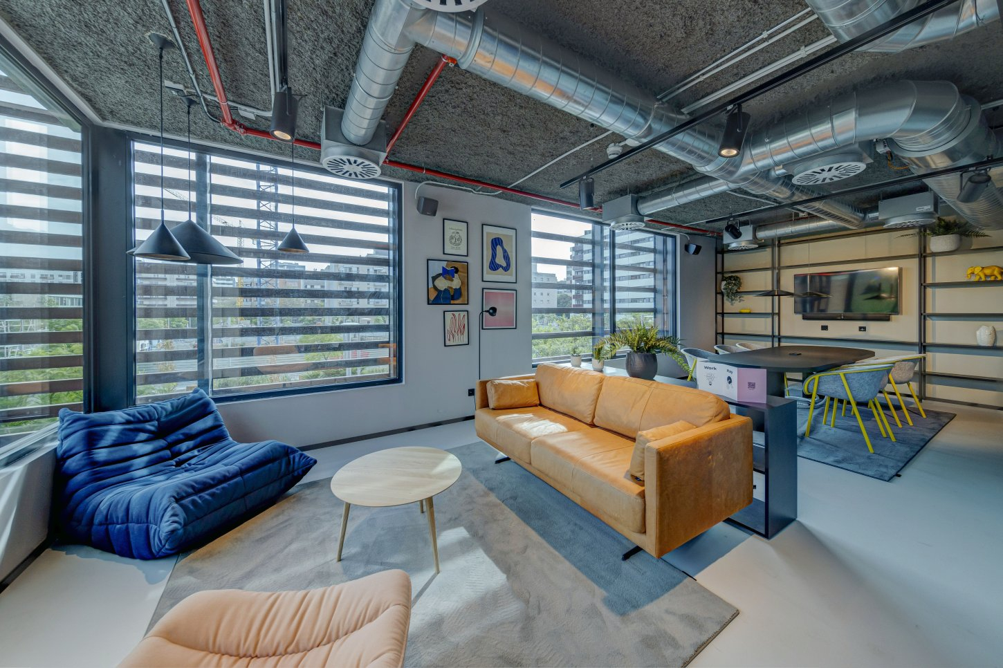 Boardroom_1 The Social Hub Barcelona Poblenou