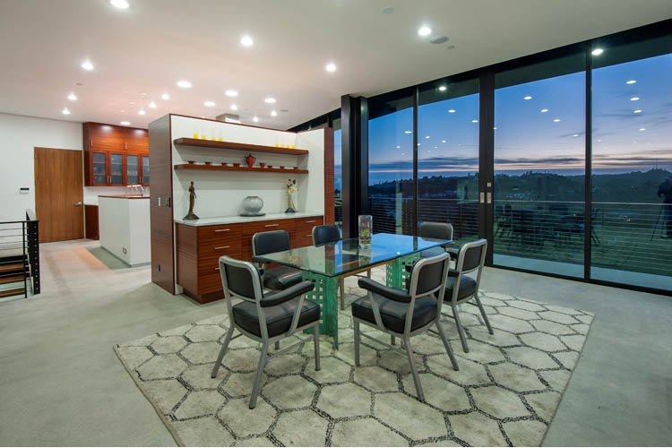 6 The Glass Mansion