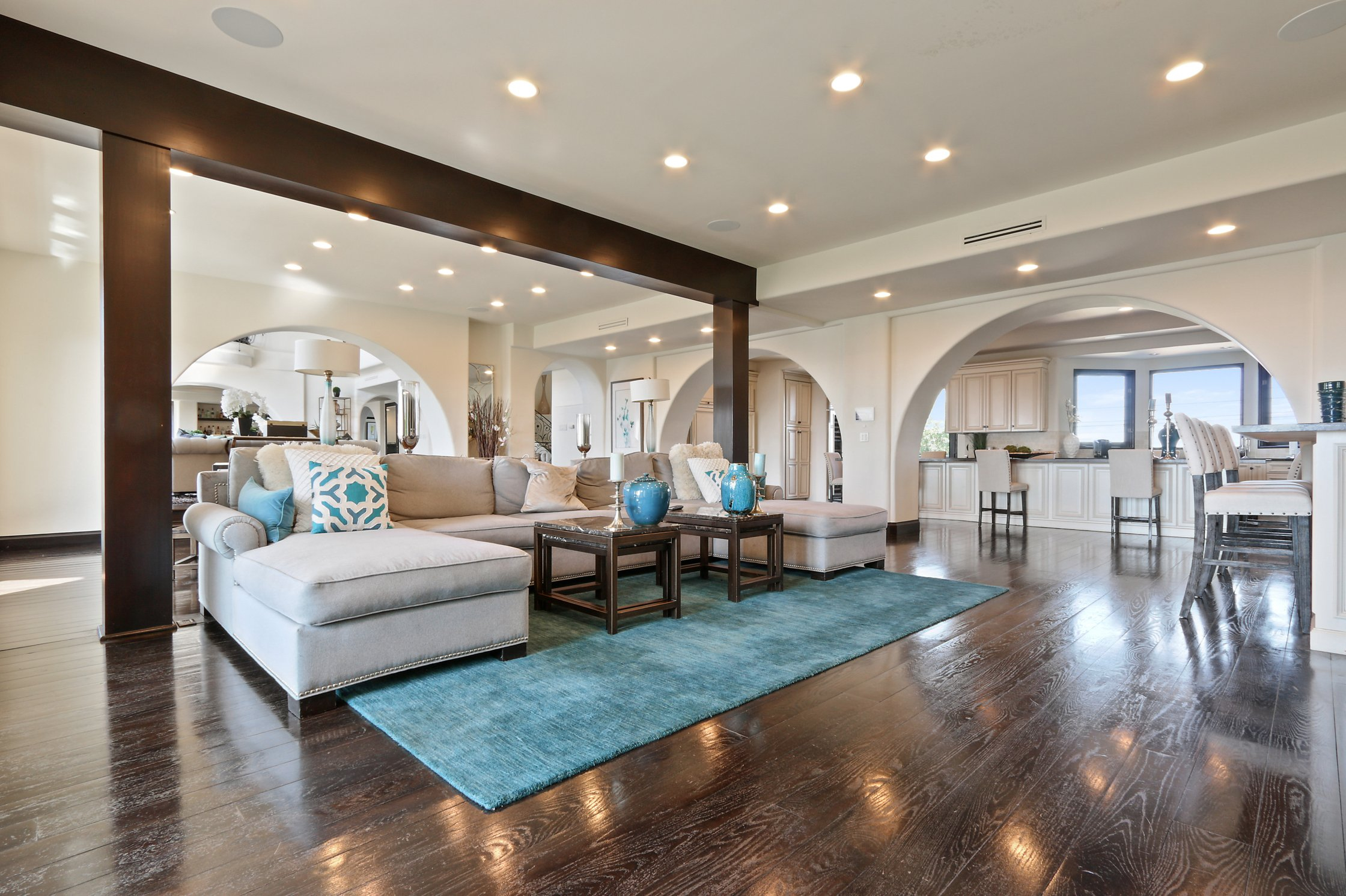 10 The Mulholland Villa