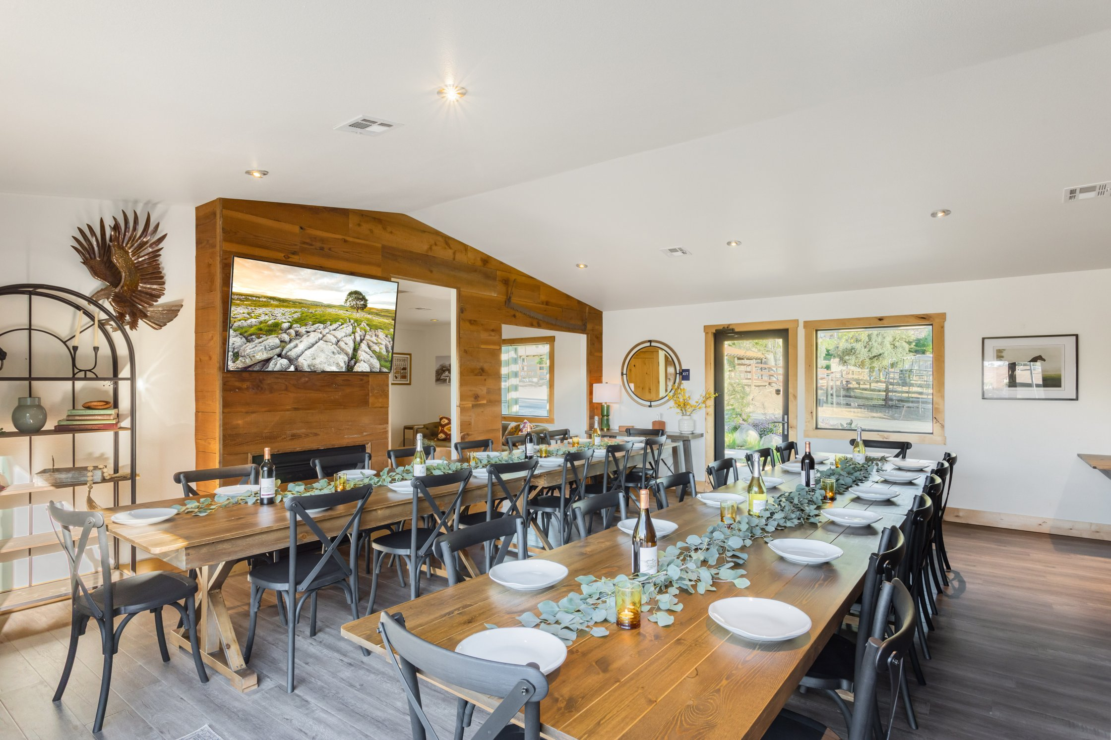 101A2296 Stay Kentina