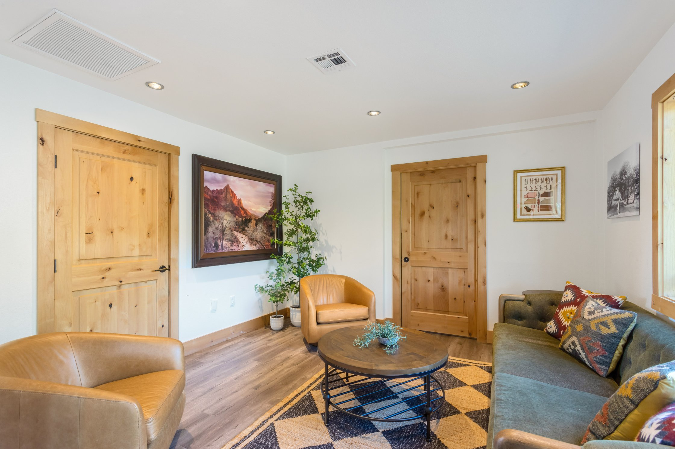 101A2308 Stay Kentina