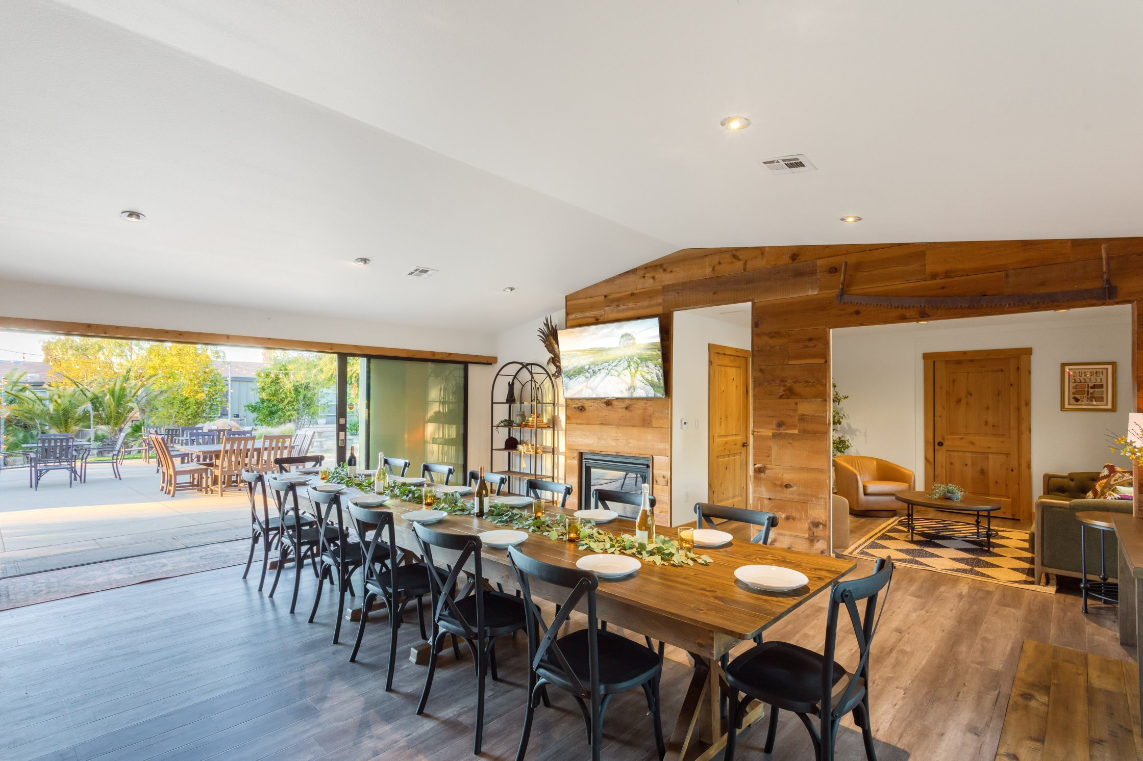 101A2593 Stay Kentina