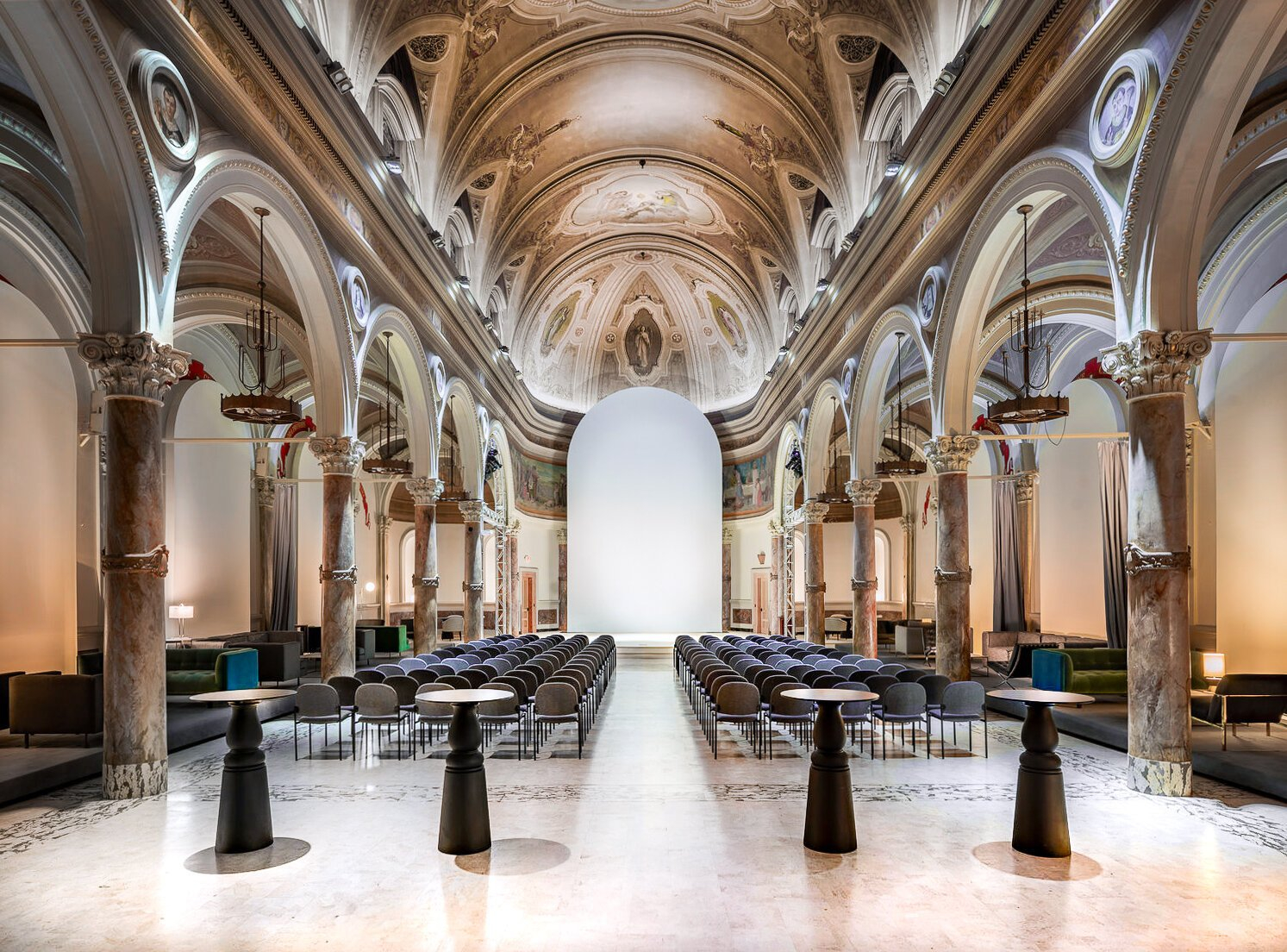 Main Hall (4) The Melody