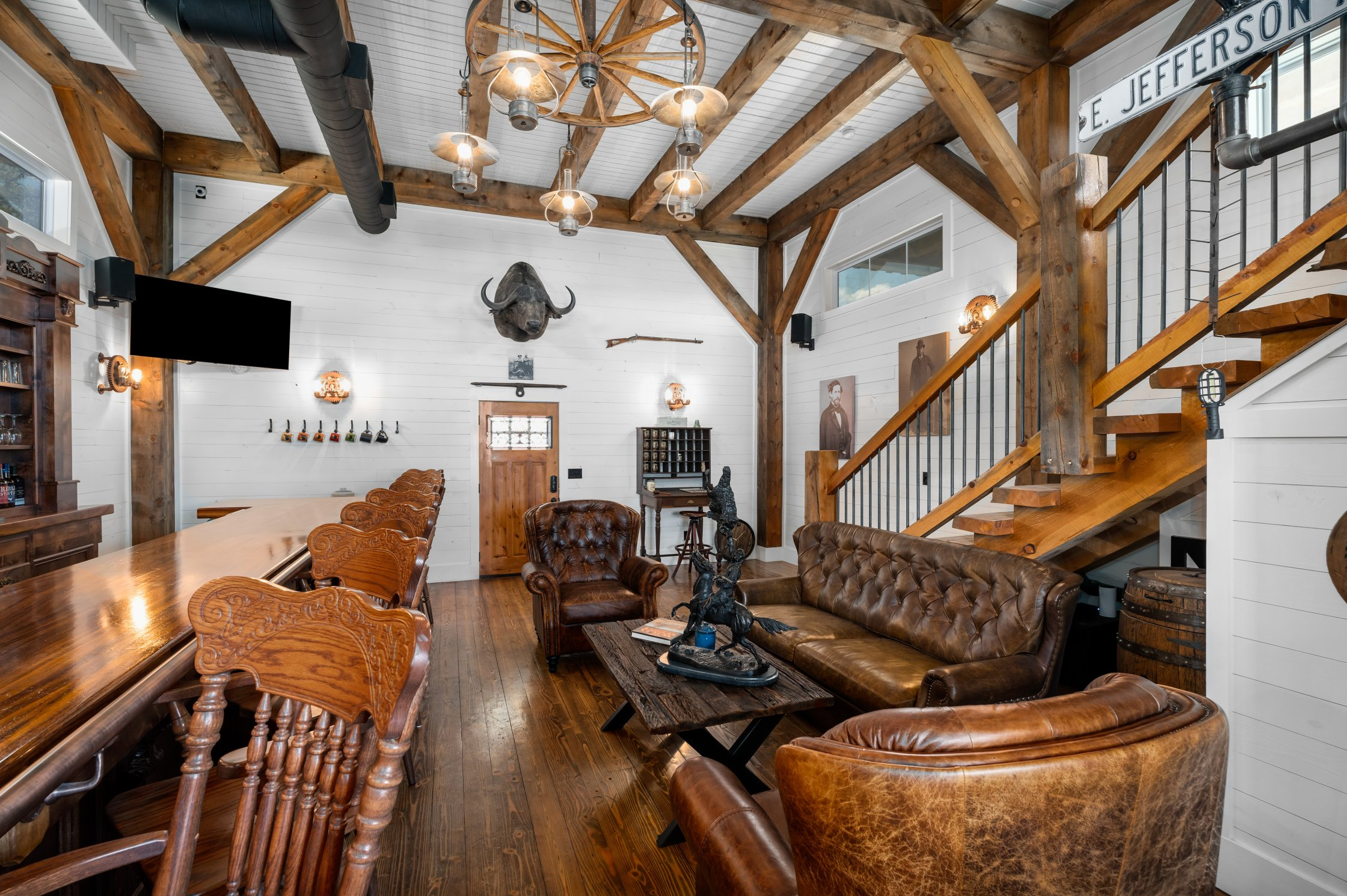 Interior-163 Old Bar N - Event & Lodging