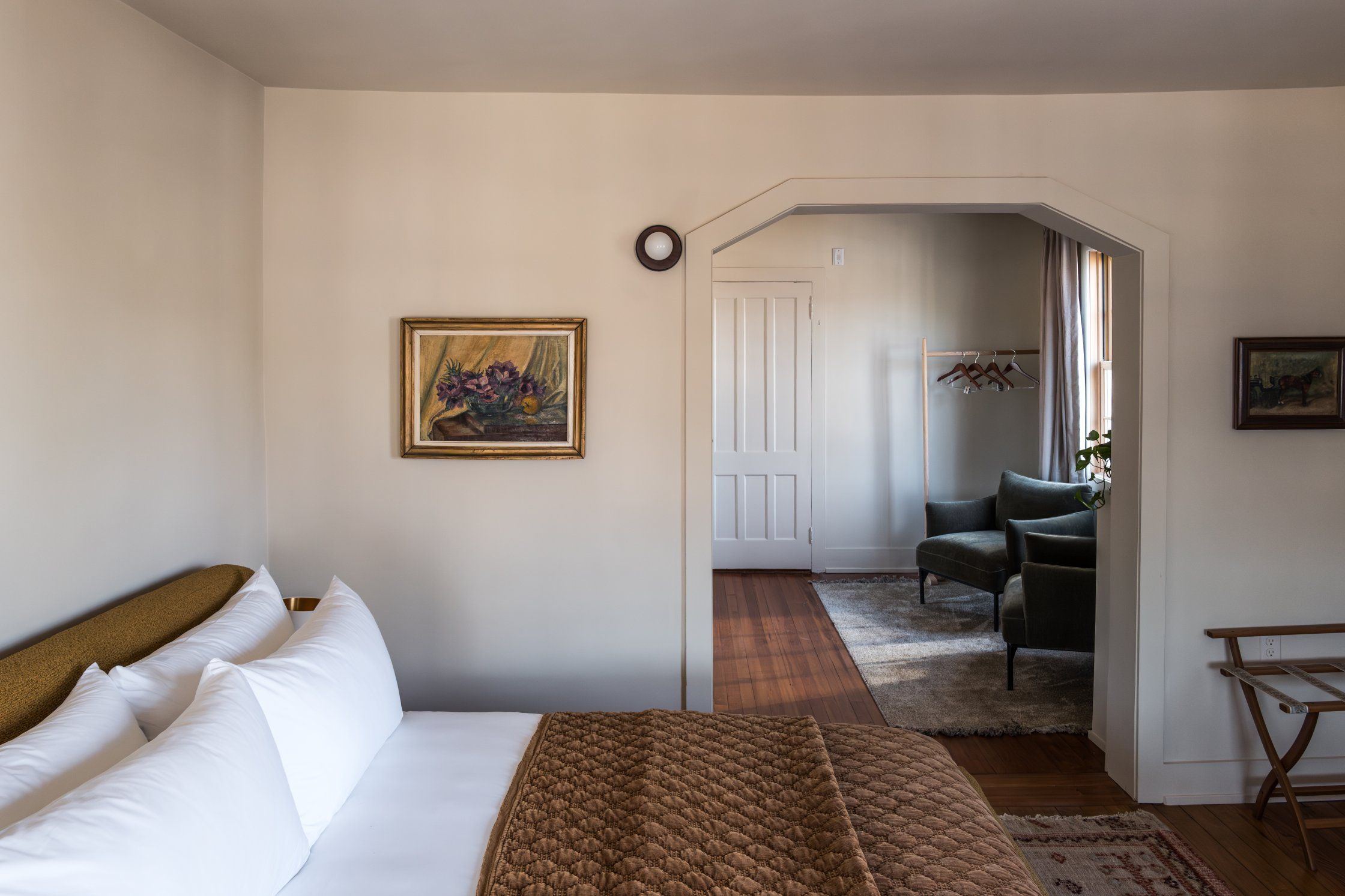 l1450273-enhanced-nr The Henson