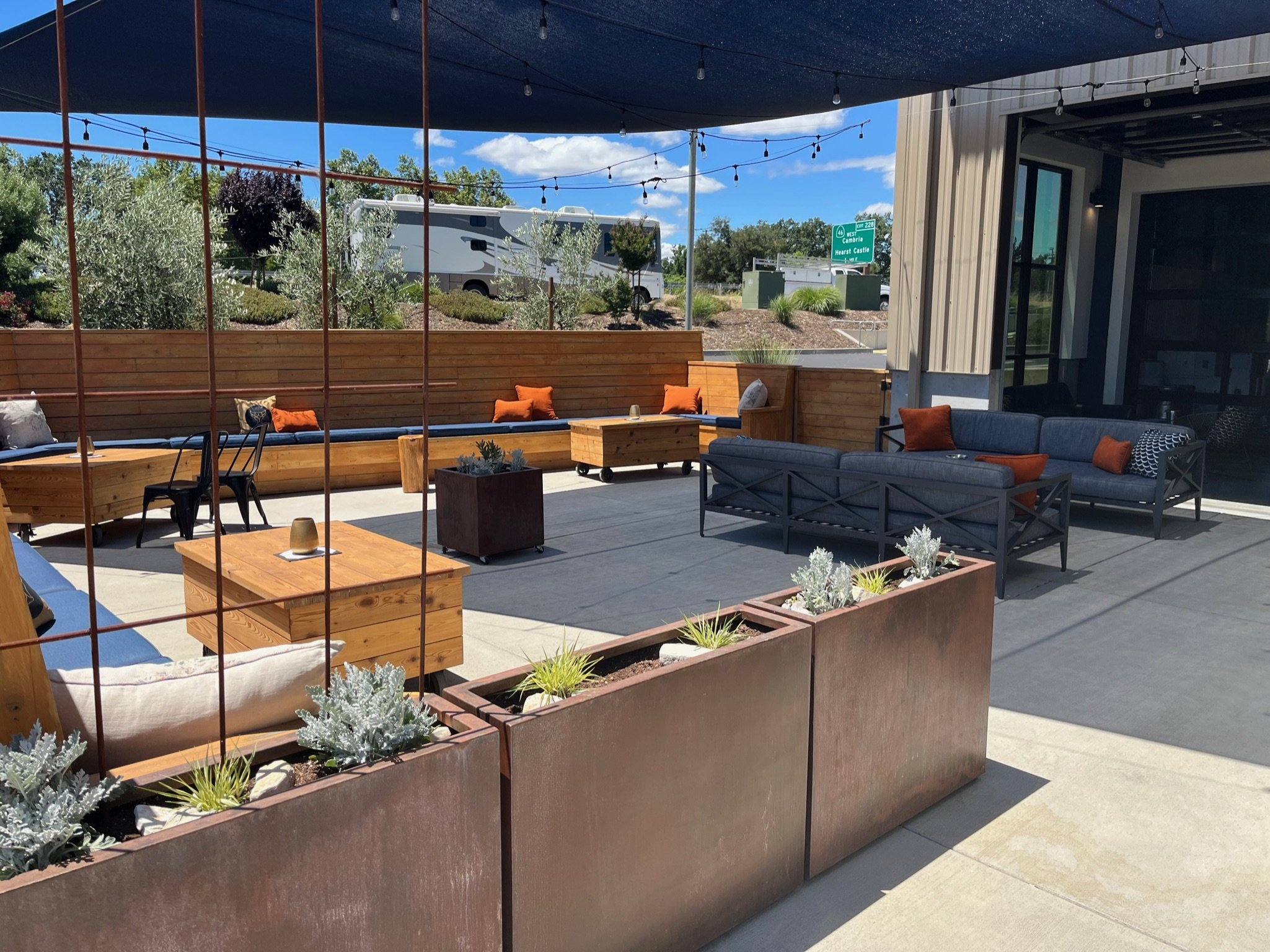 Seven Oxen Tasting Room