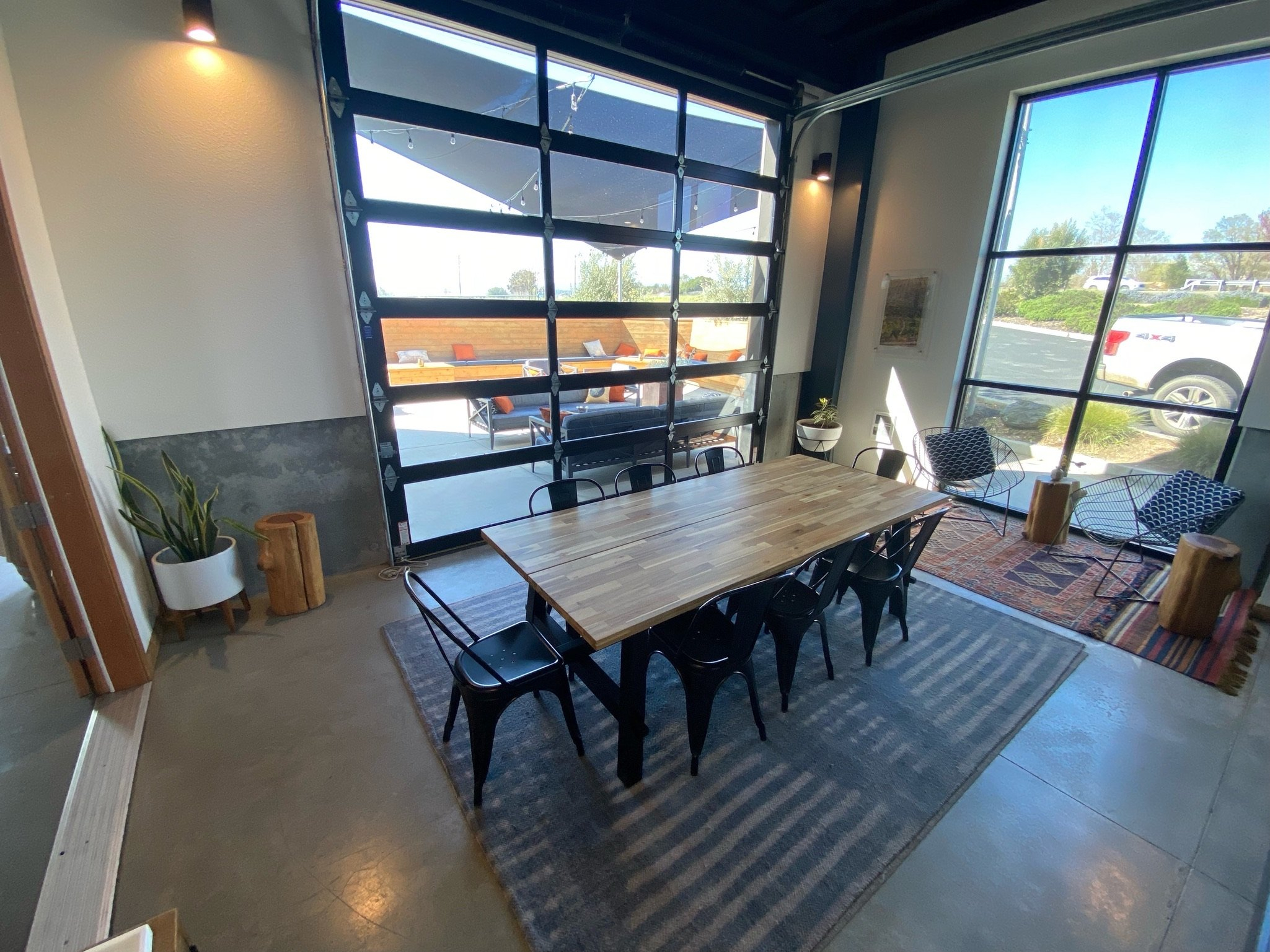 Seven Oxen Tasting Room