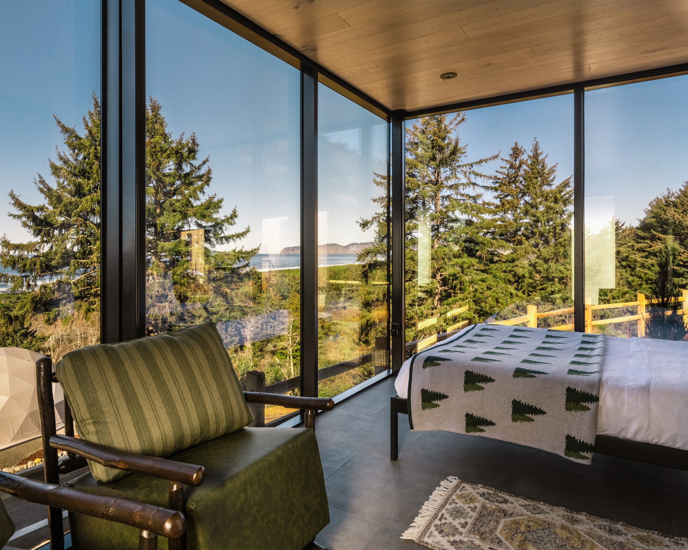 mirror-cabin-bedroom Two Capes Lookout