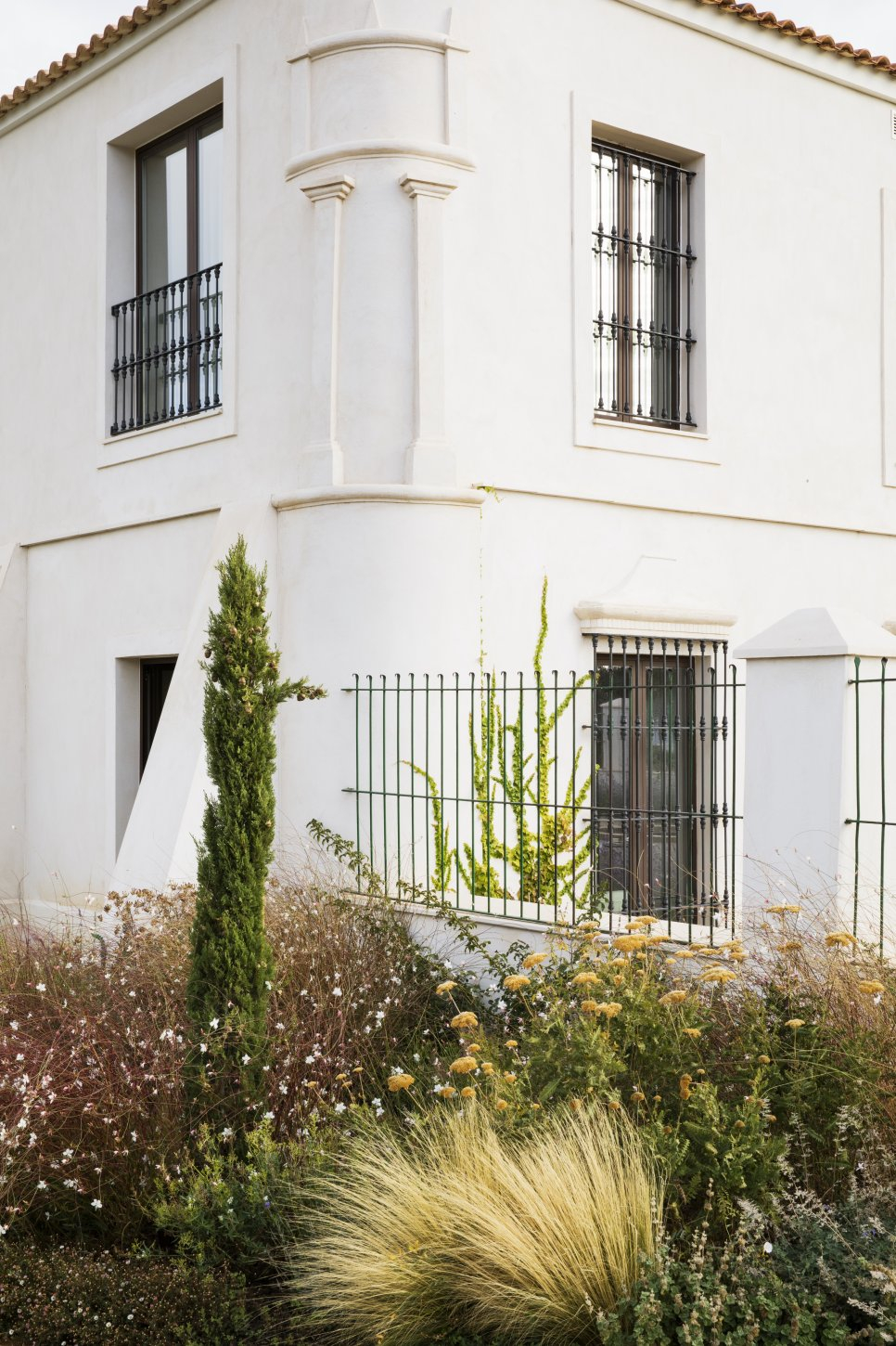 facade-detail-germansaiz La Dehesa de Don Pedro