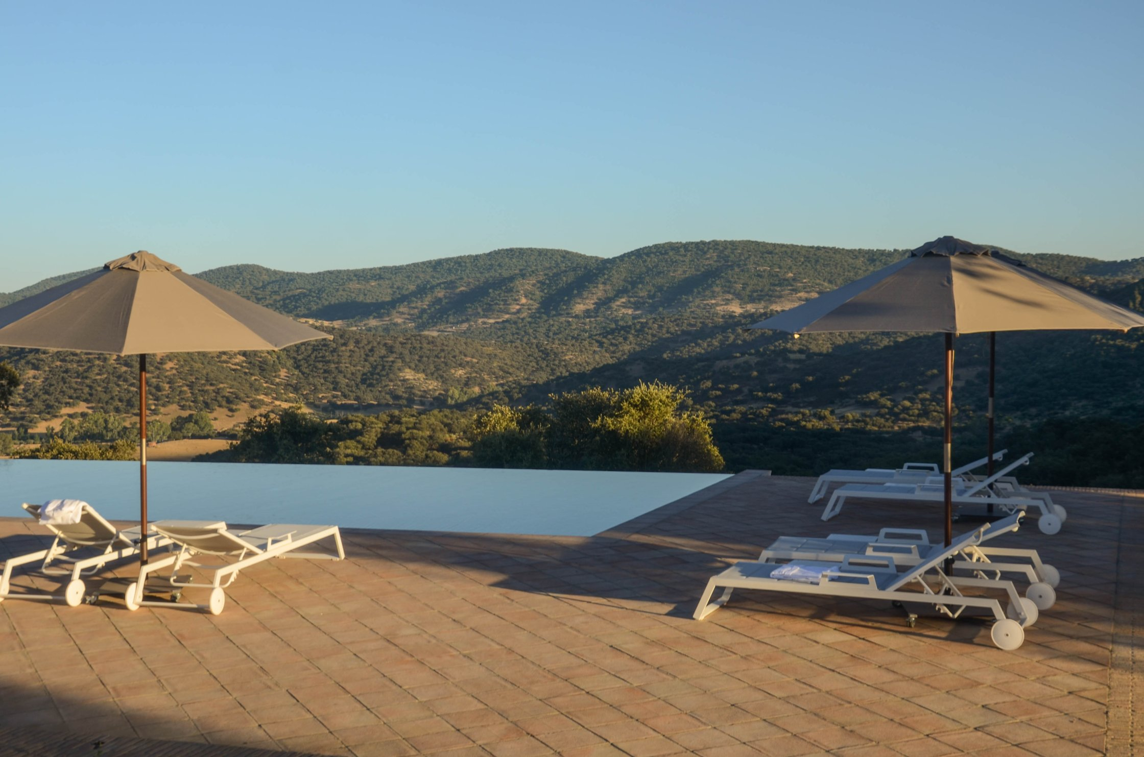 the-pool-2-dehesadonpedro La Dehesa de Don Pedro