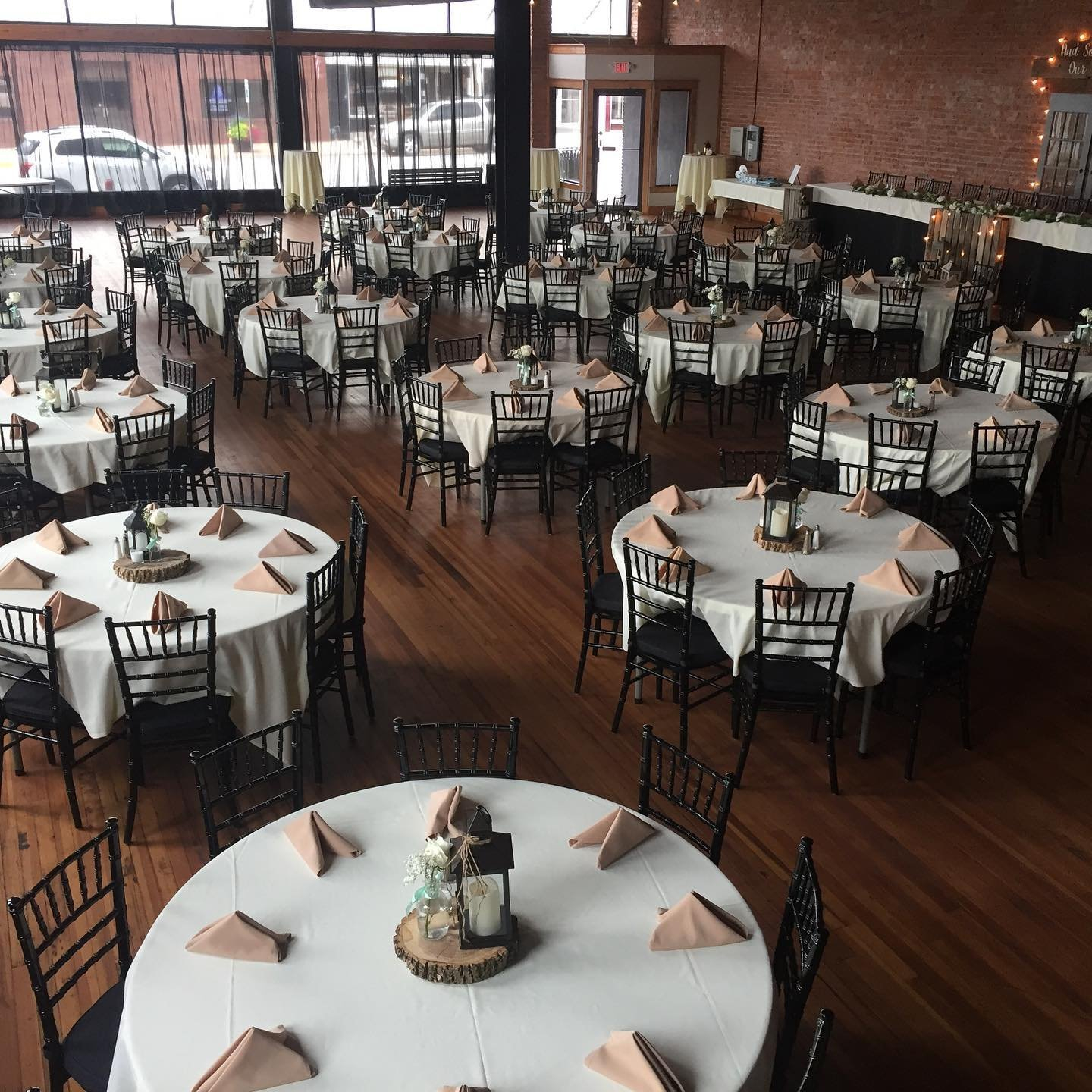 68988054-362112128032293-2294436216078271566-n Vintage Venue