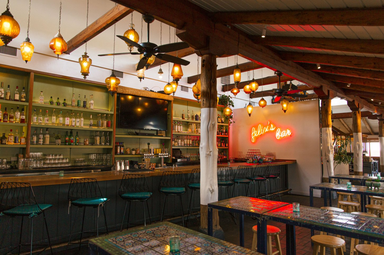 Tallula's_Felix's Bar & Lounge_Photo Credit Catherine Dzilenski Tallula's