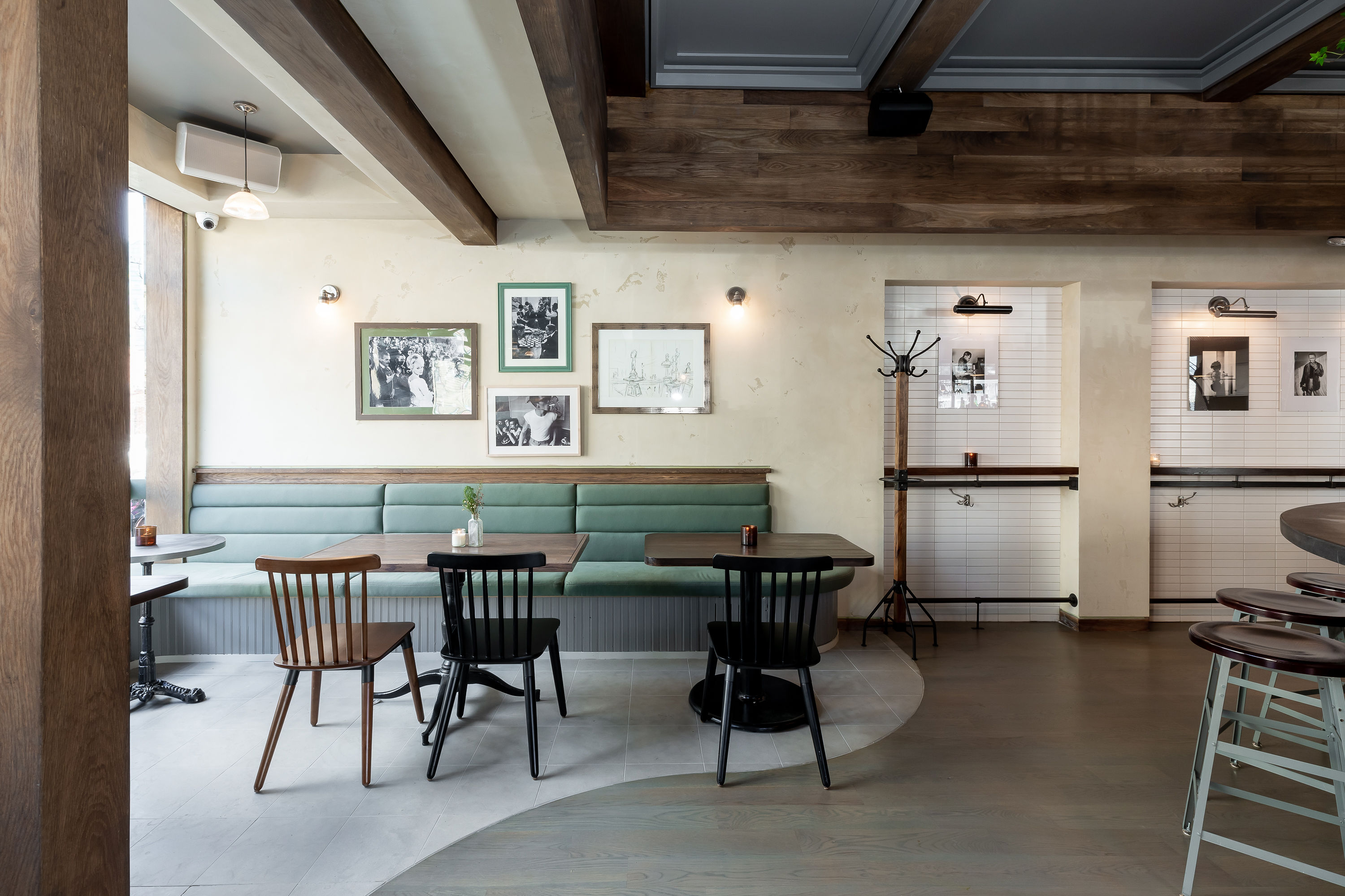 IMG_0064-HDR Silver Light Tavern