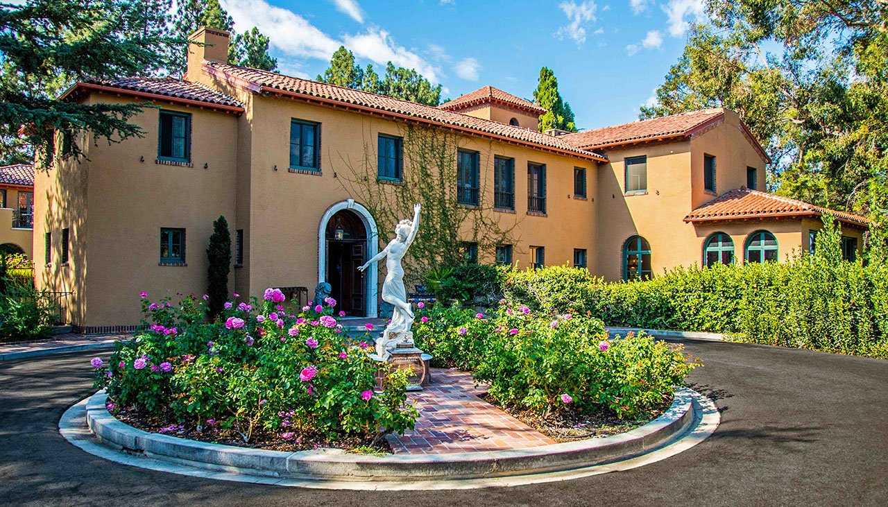 Mansion Front Circle Drive The Paramour Estate