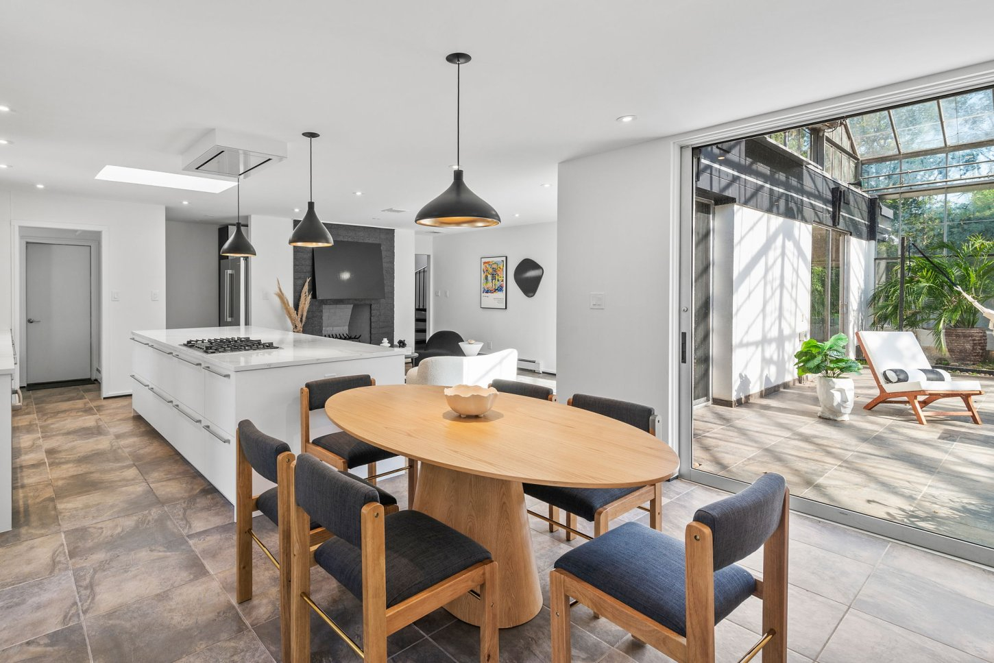 22-web-or-mls-49Millstone_022 Atrium on the Brook