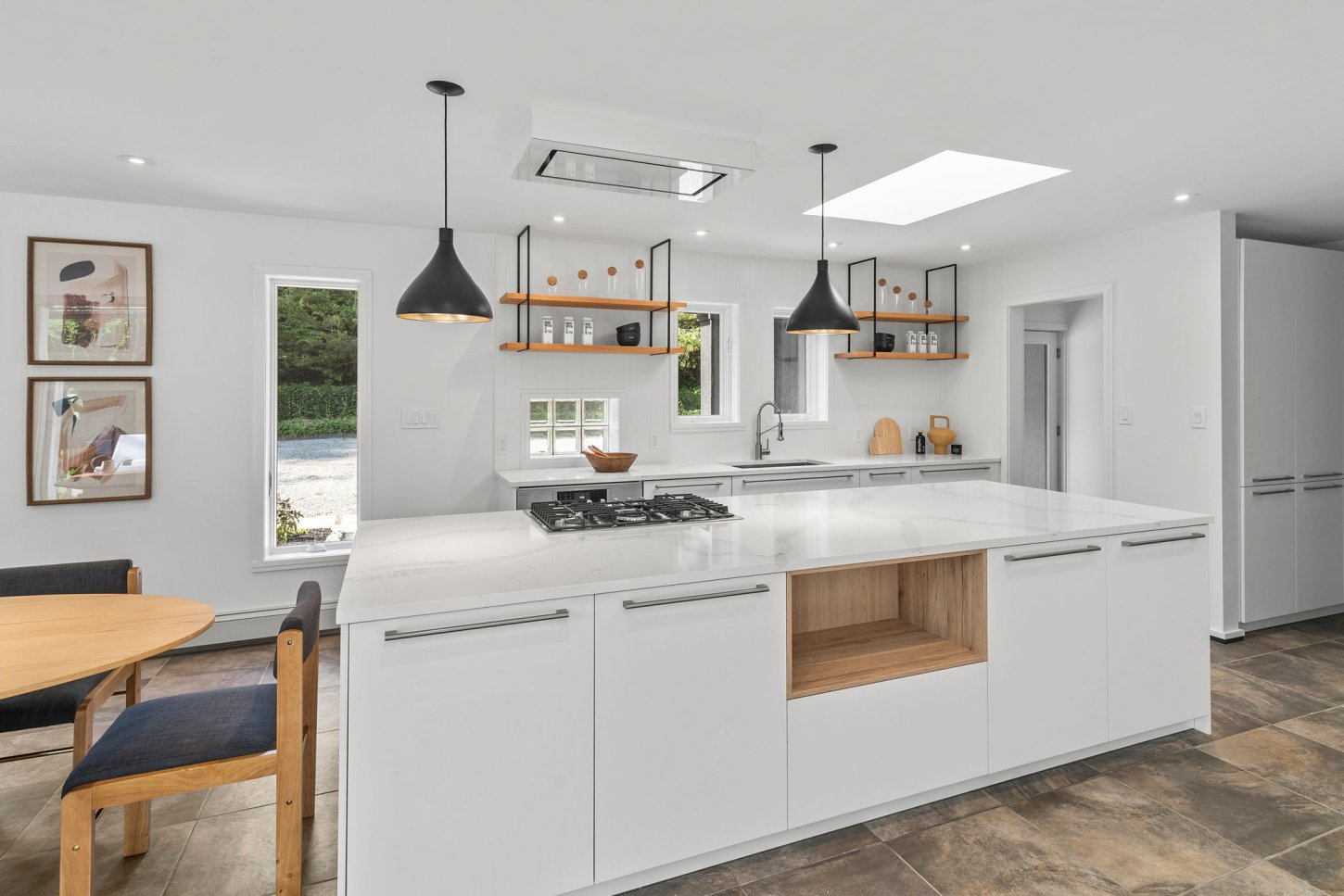 26-web-or-mls-49Millstone_026 Atrium on the Brook