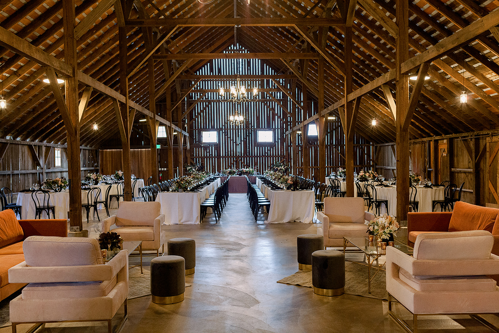 wedding_reception_barn_wedding_venue_sonoma_county The Haven at Tomales
