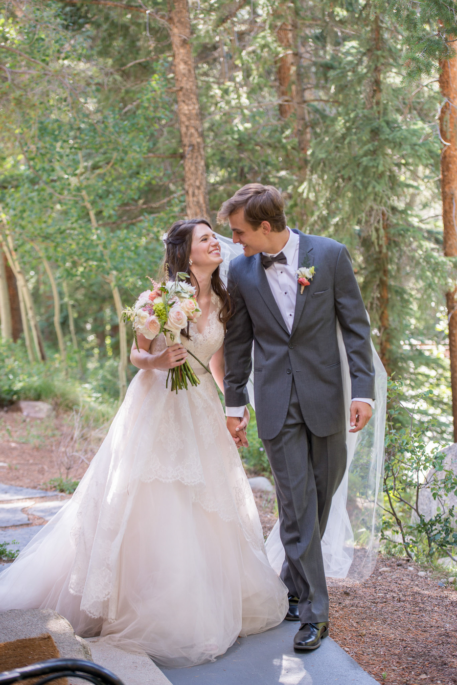 trlwedding16-1600 Taylor River Lodge