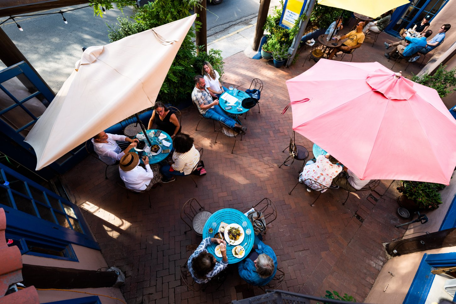 Taos Inn - Patio Dining - 08 Taos Inn