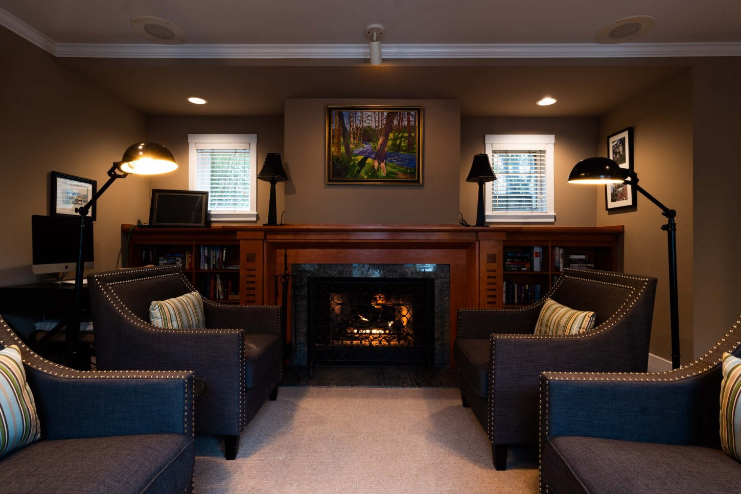 Courtyard Inn - Public Spaces - 1 Cannon Beach Hotel Collection