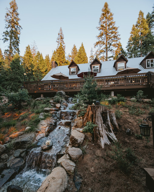 Casey_Erika_Venue-04 The Lodge at Two Moons