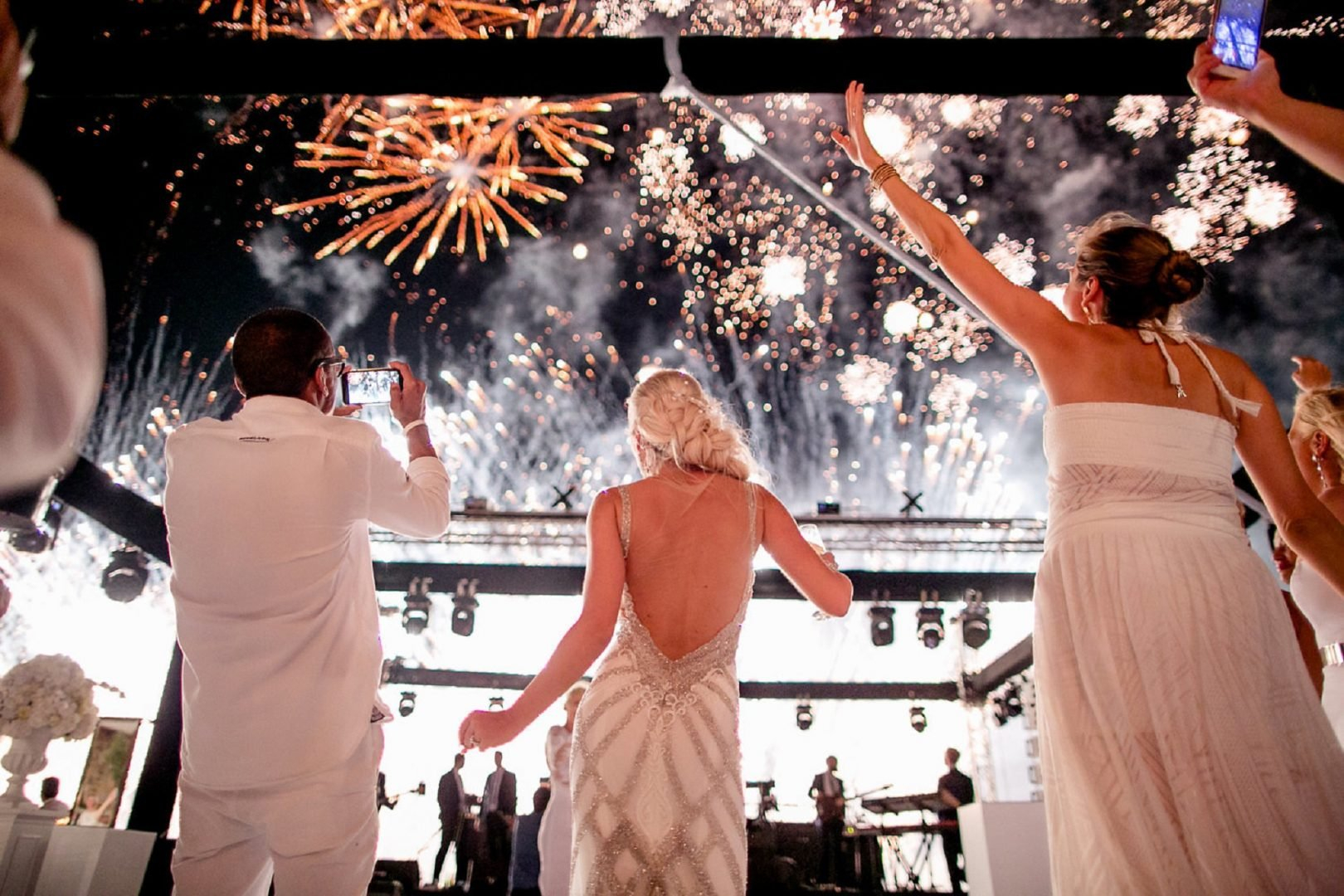 fireworks-1 VIBHŪ Villas Mykonos