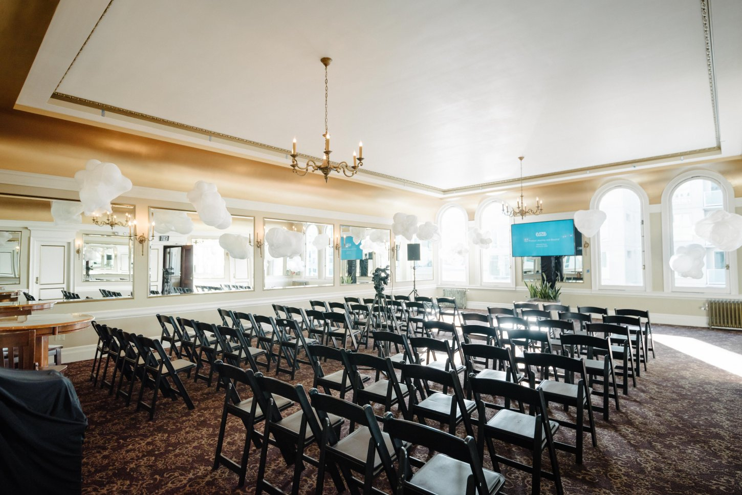 4stBIQhw The Lodge at The Regency Center