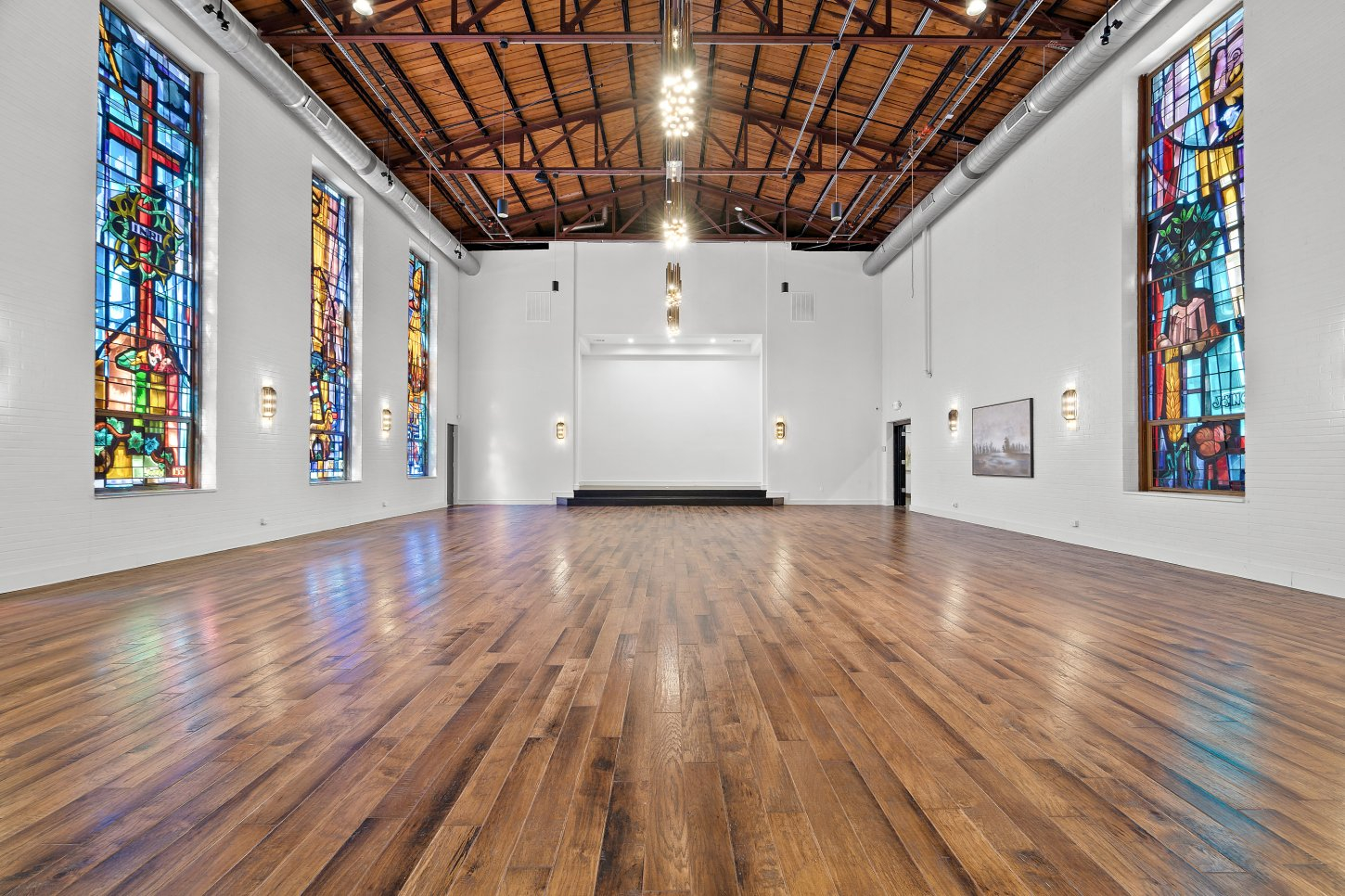 main hall 3 Chatelet by Bluelofts