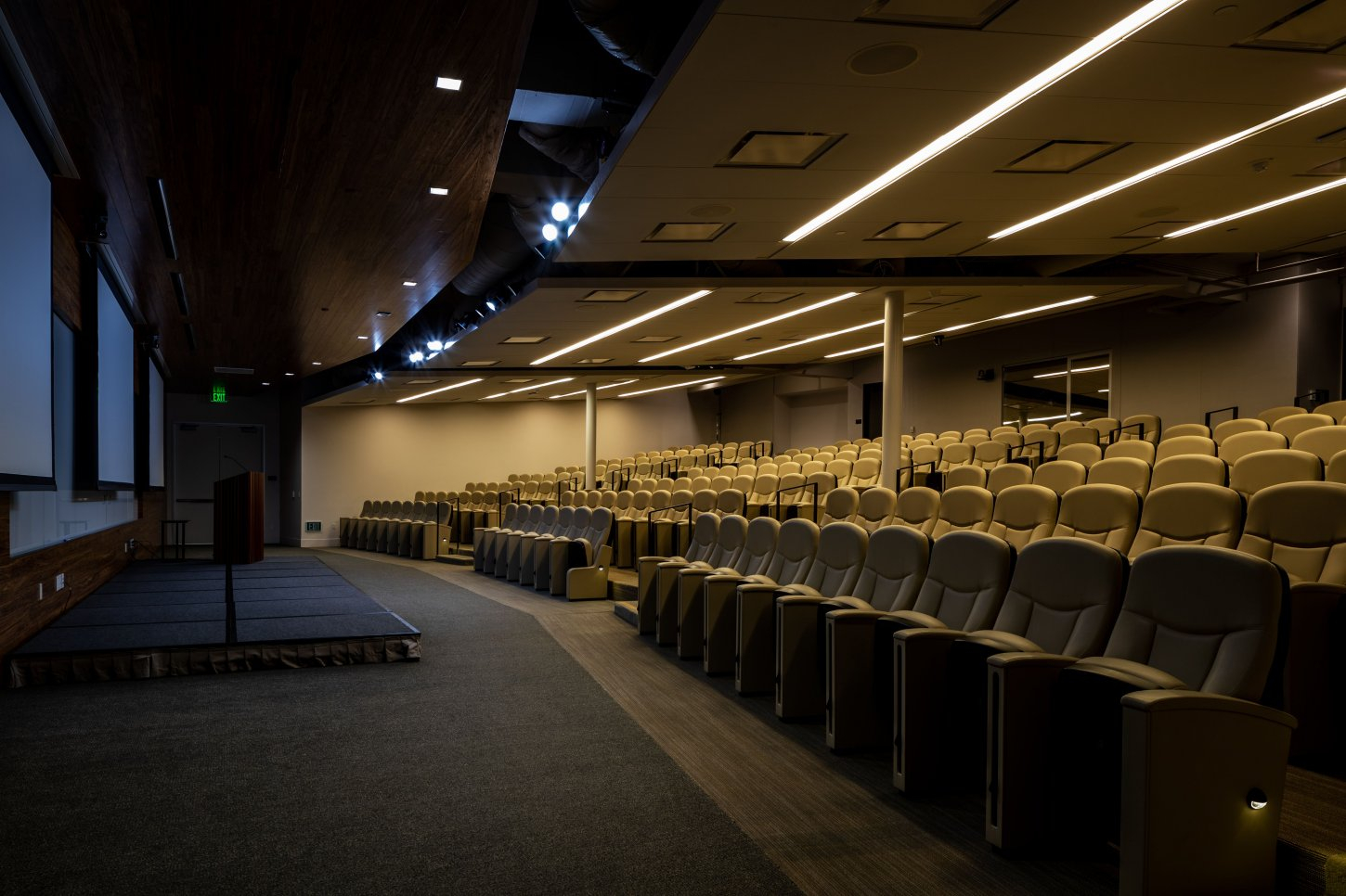 PkaWjfuQ The Alexandria at Torrey Pines