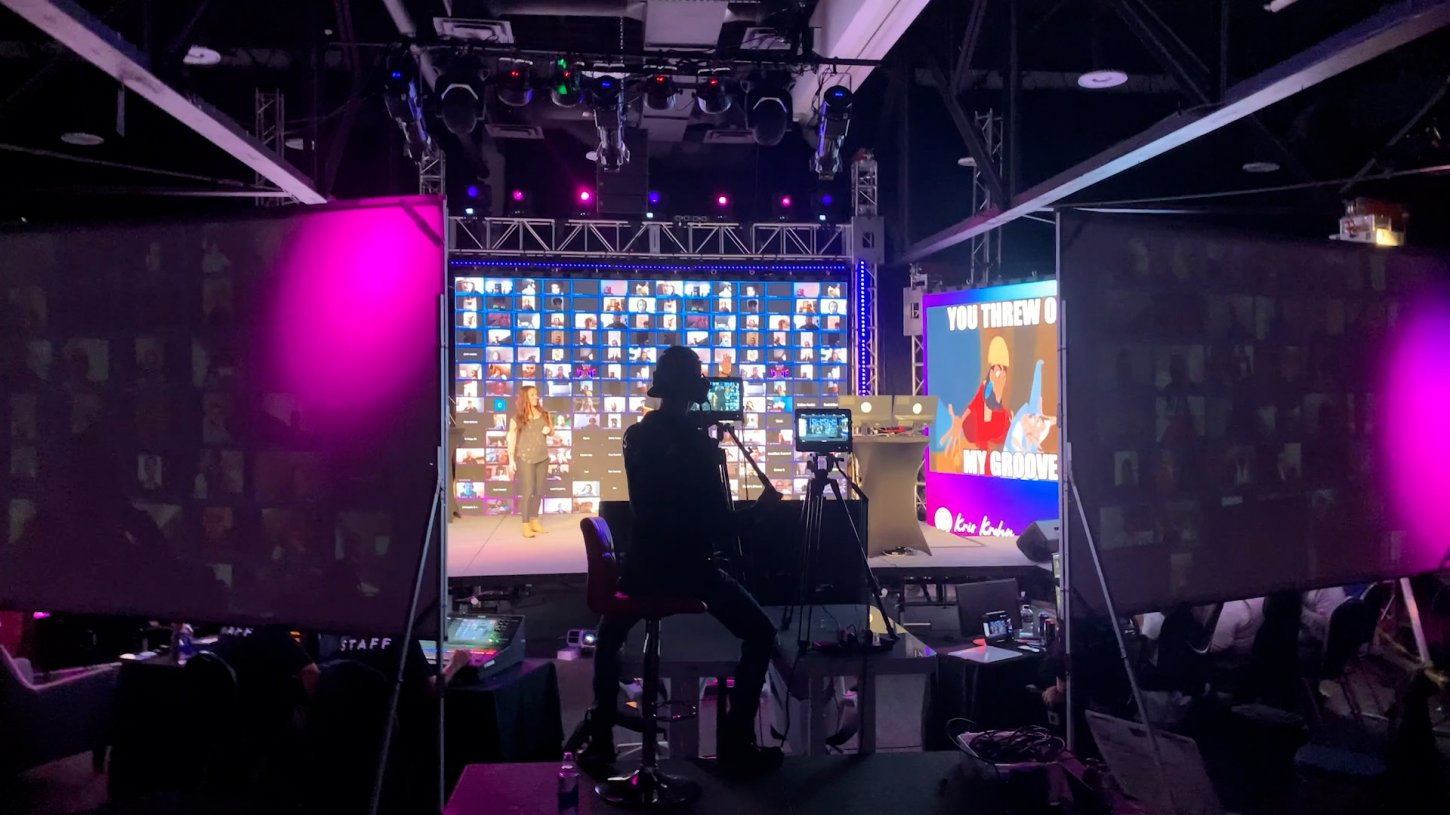 circle_stage_3 Experience Event Center