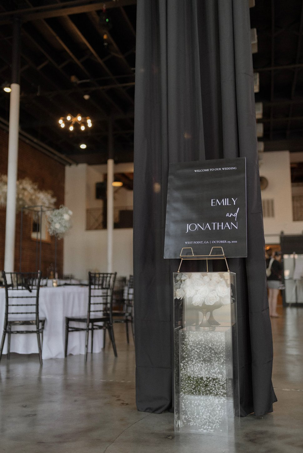 E2F9AECB-73A0-4484-9A46-2BB84F52246F Burrow Warehouse