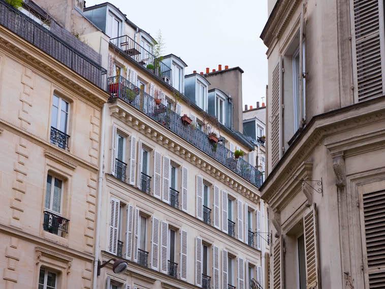 Discover Parisian architecture of times past with this itinerary. 