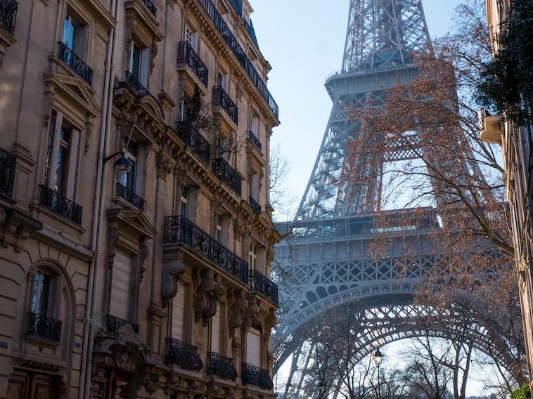 Here's where to get the best photos of the Eiffel Tower!