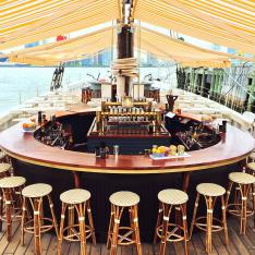 Birthday Bucket List:  Have Your Next Bday Dinner on a Floating Oyster Bar in New York