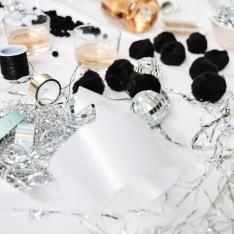 3 Different Ways To Gift Wrap With Your Girls This Holiday Season