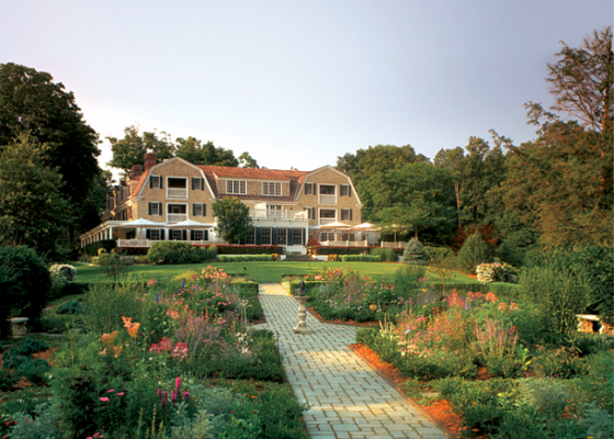 The Mayflower Grace | Washington, Connecticut, United States 