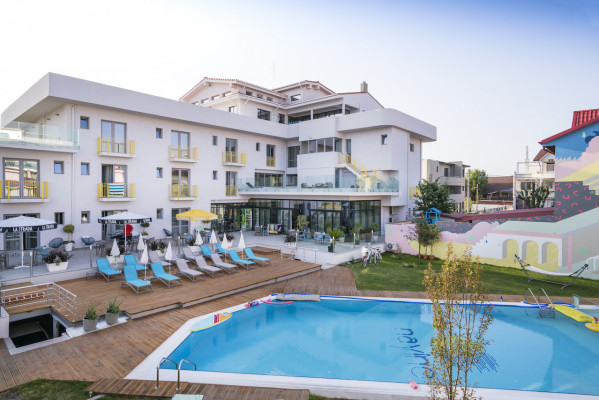 Nayino Resort Hotel