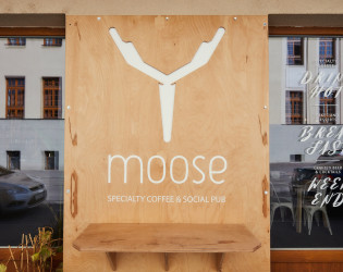 Moose Social Pub