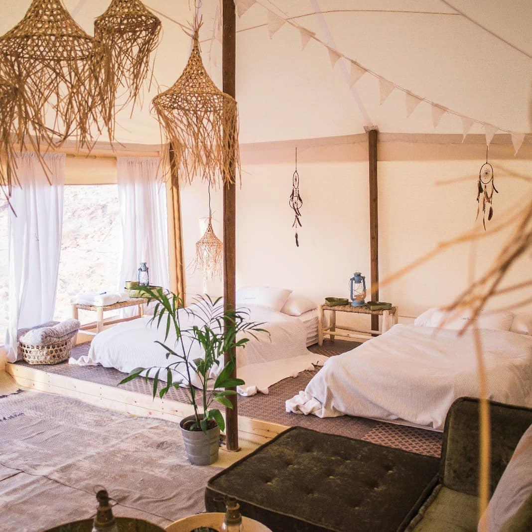 浪漫的野外露营 帐篷酒店怀托摩山顶露营