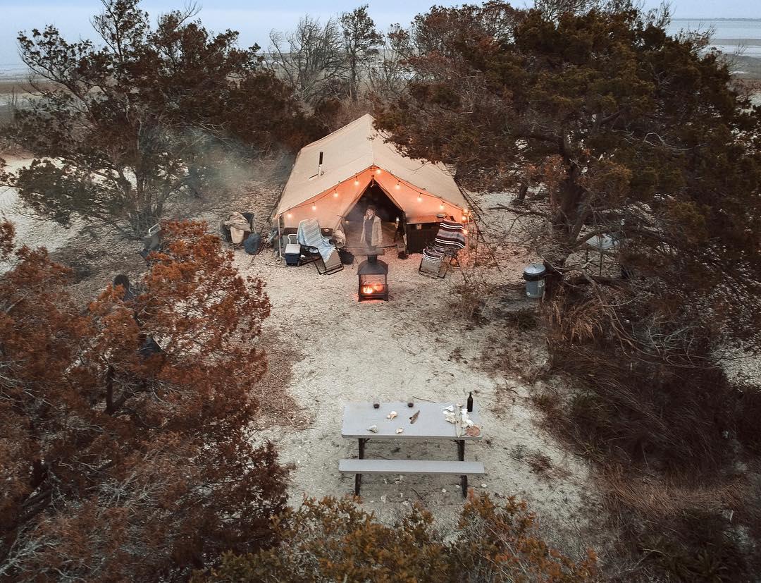 浪漫的野外露营 帐篷酒店瓦迪拉姆贝都因人营地