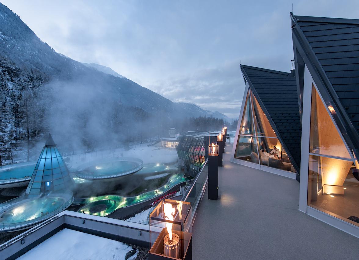 31 Of The World's Most Refreshing & Beautiful Spas